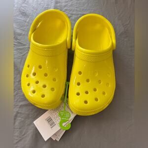 Brand new CROCS Neon Hl Clogs M/4 W/6